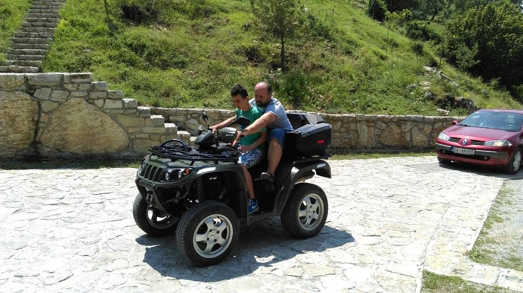 בית הארחה בראנה 	Etno Selo Vrelo & Camping מראה חיצוני תמונה